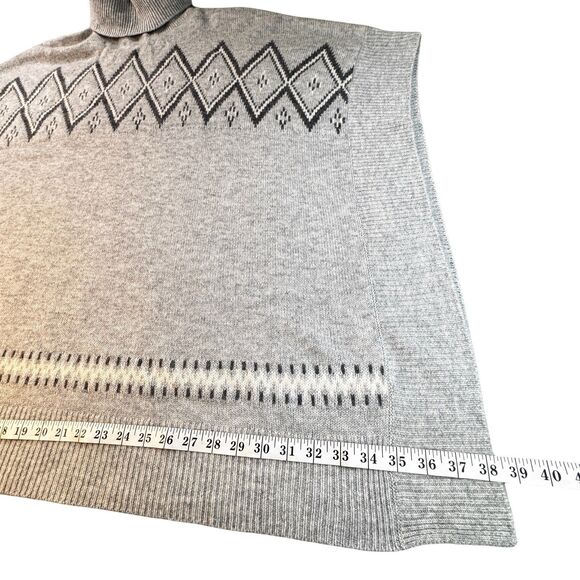 Orvis Wool Cashmere Nordic Fair Isle Poncho Cape Sweater Gray Diamond One Size - Picture 10 of 13